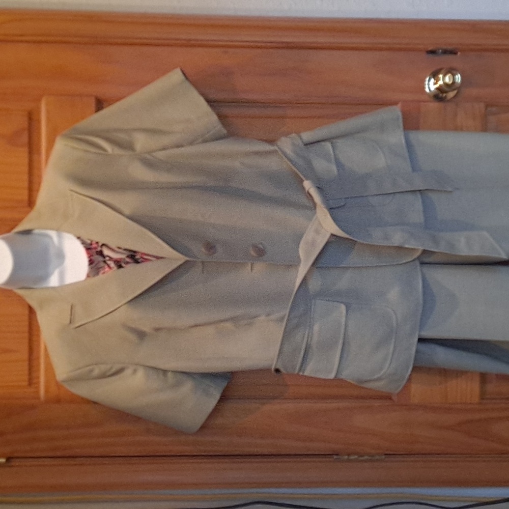 tan and pink 3 piece suit
